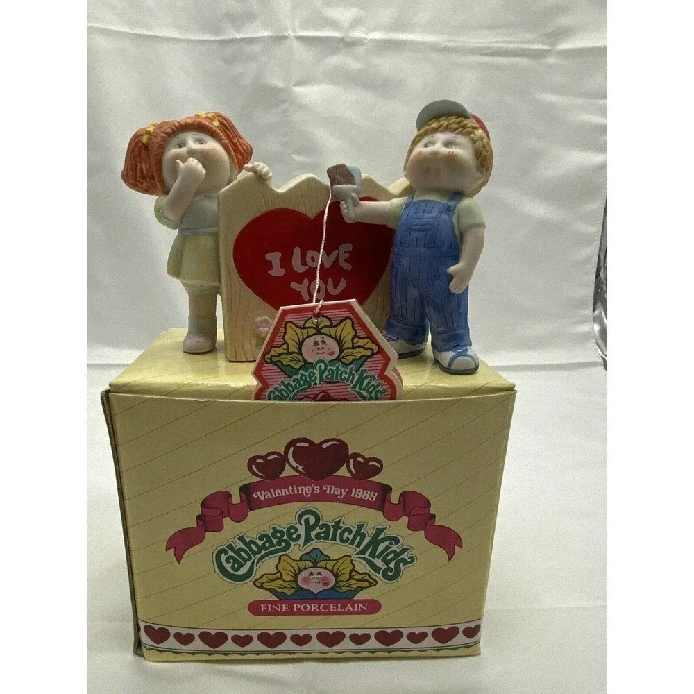 𝅺VTG Cabbage Patch Kids Be My Sweetheart 1985 Porcelain Girl and Boy Figurine